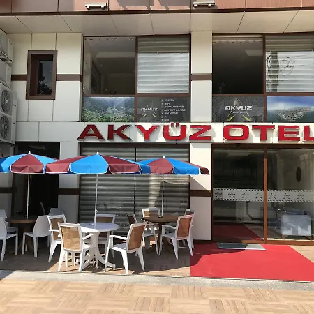 Hotel Akyuz Rooming House