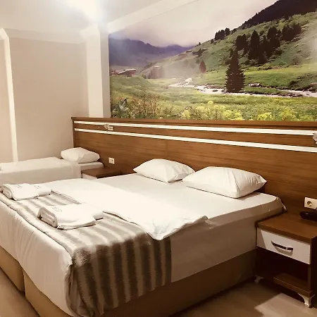 Akyuz Rooming House Hotel 3*
