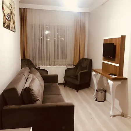 Akyuz Rooming House Hotel 3*