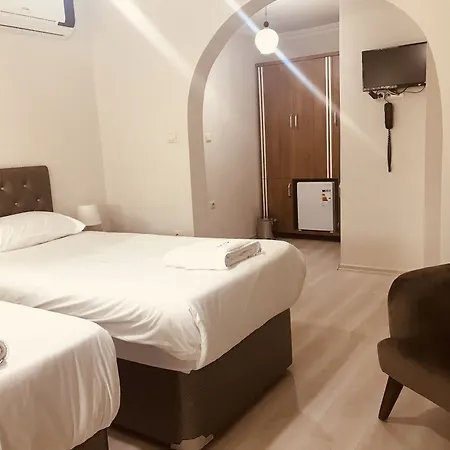Akyuz Rooming House Hotel